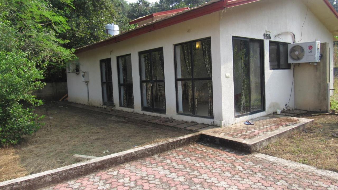 Retreat Chalets, The Nest, At Sparsh Resorts, Karjat Εξωτερικό φωτογραφία