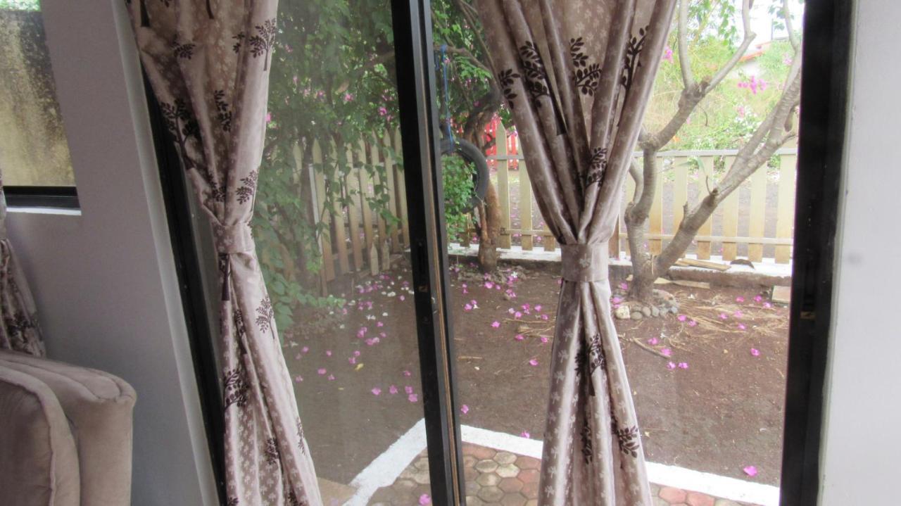 Retreat Chalets, The Nest, At Sparsh Resorts, Karjat Εξωτερικό φωτογραφία