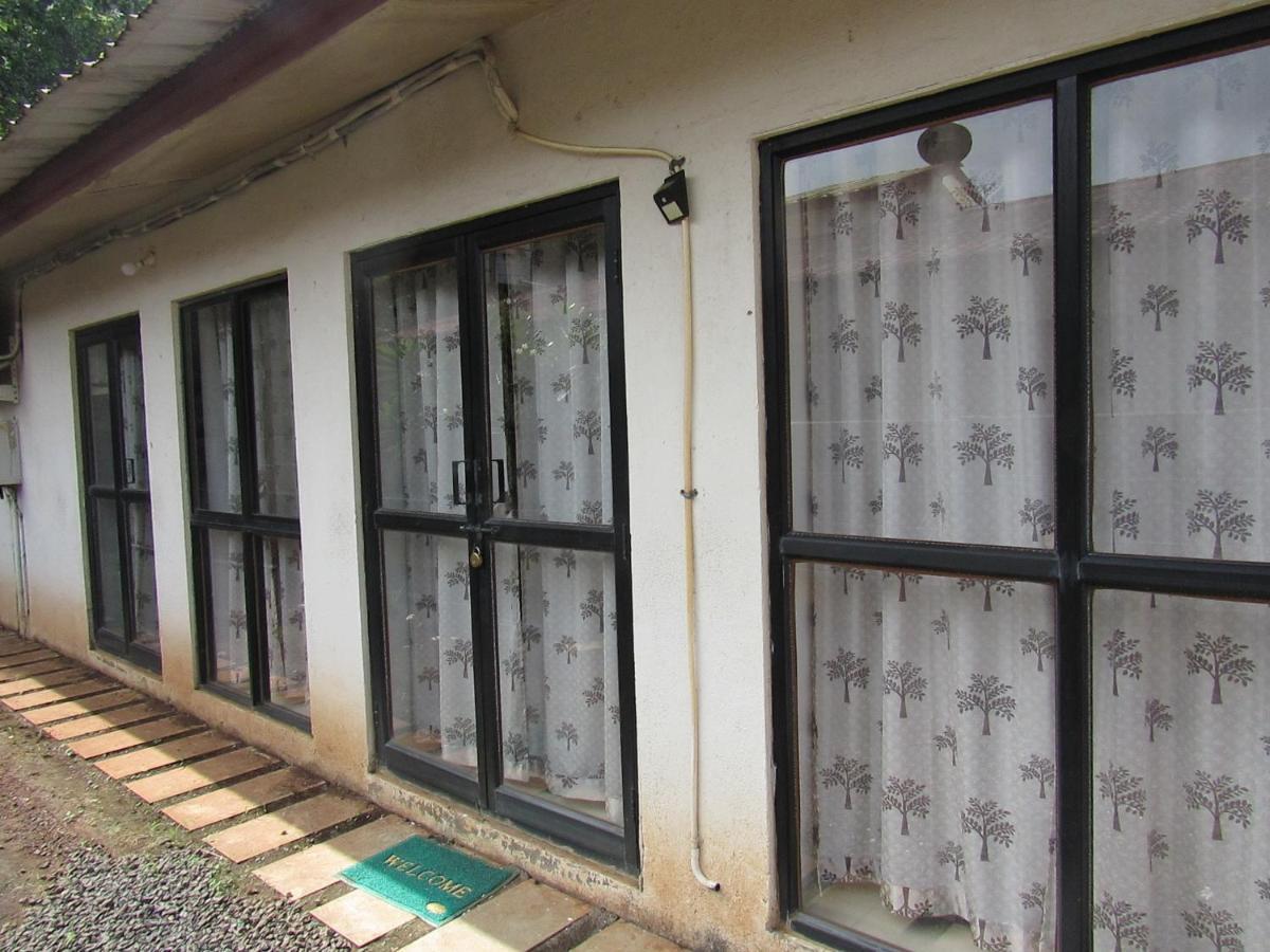 Retreat Chalets, The Nest, At Sparsh Resorts, Karjat Εξωτερικό φωτογραφία