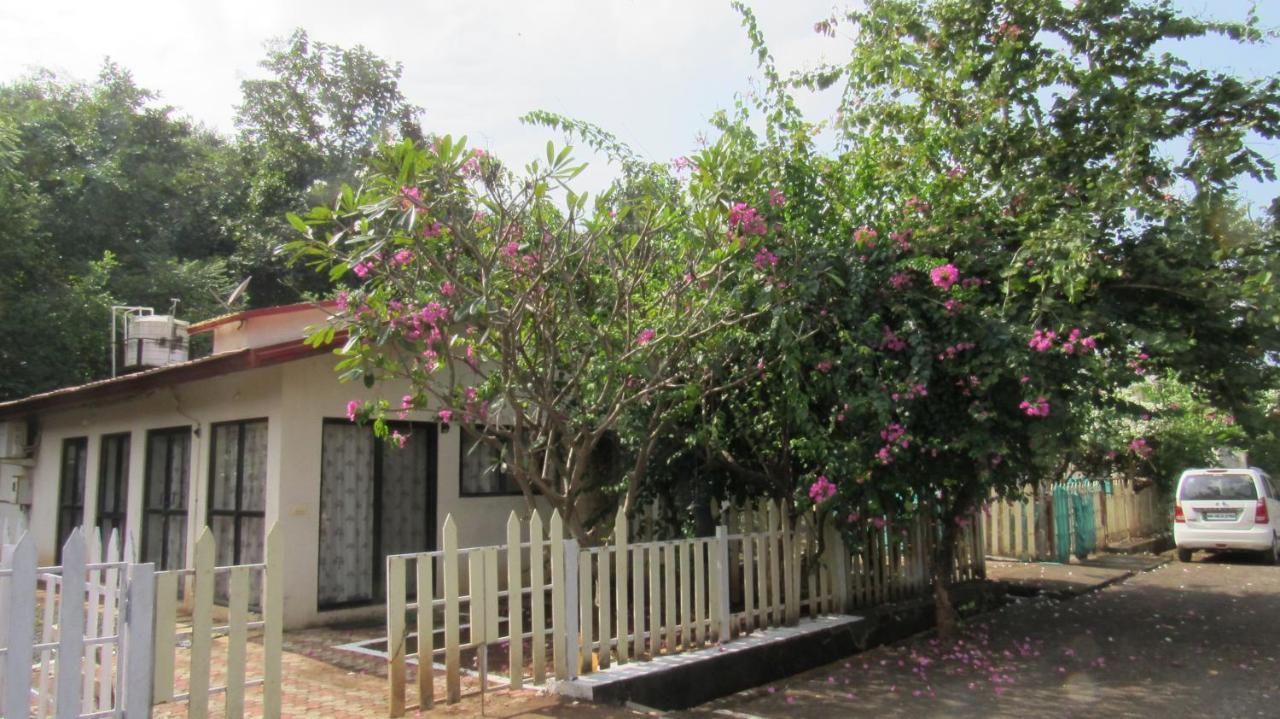 Retreat Chalets, The Nest, At Sparsh Resorts, Karjat Εξωτερικό φωτογραφία