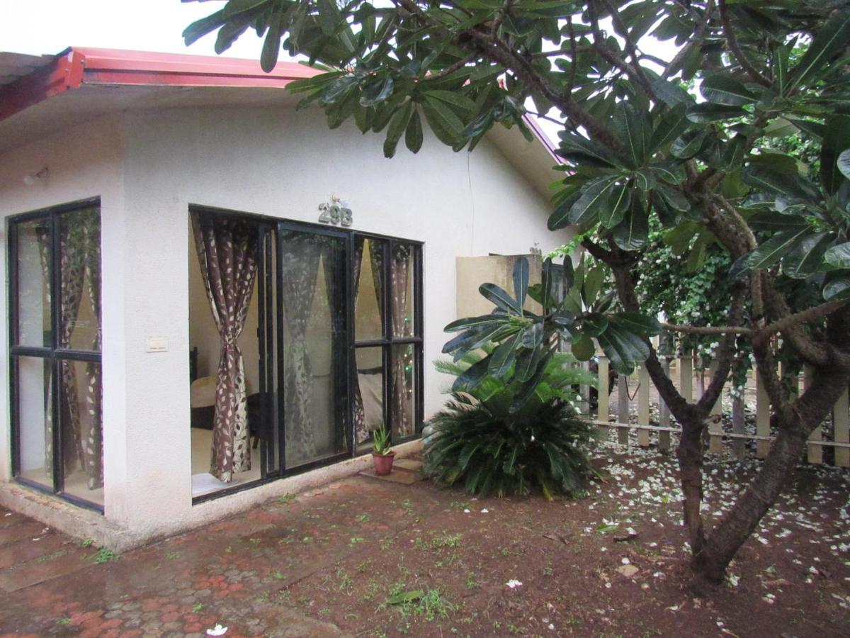 Retreat Chalets, The Nest, At Sparsh Resorts, Karjat Εξωτερικό φωτογραφία