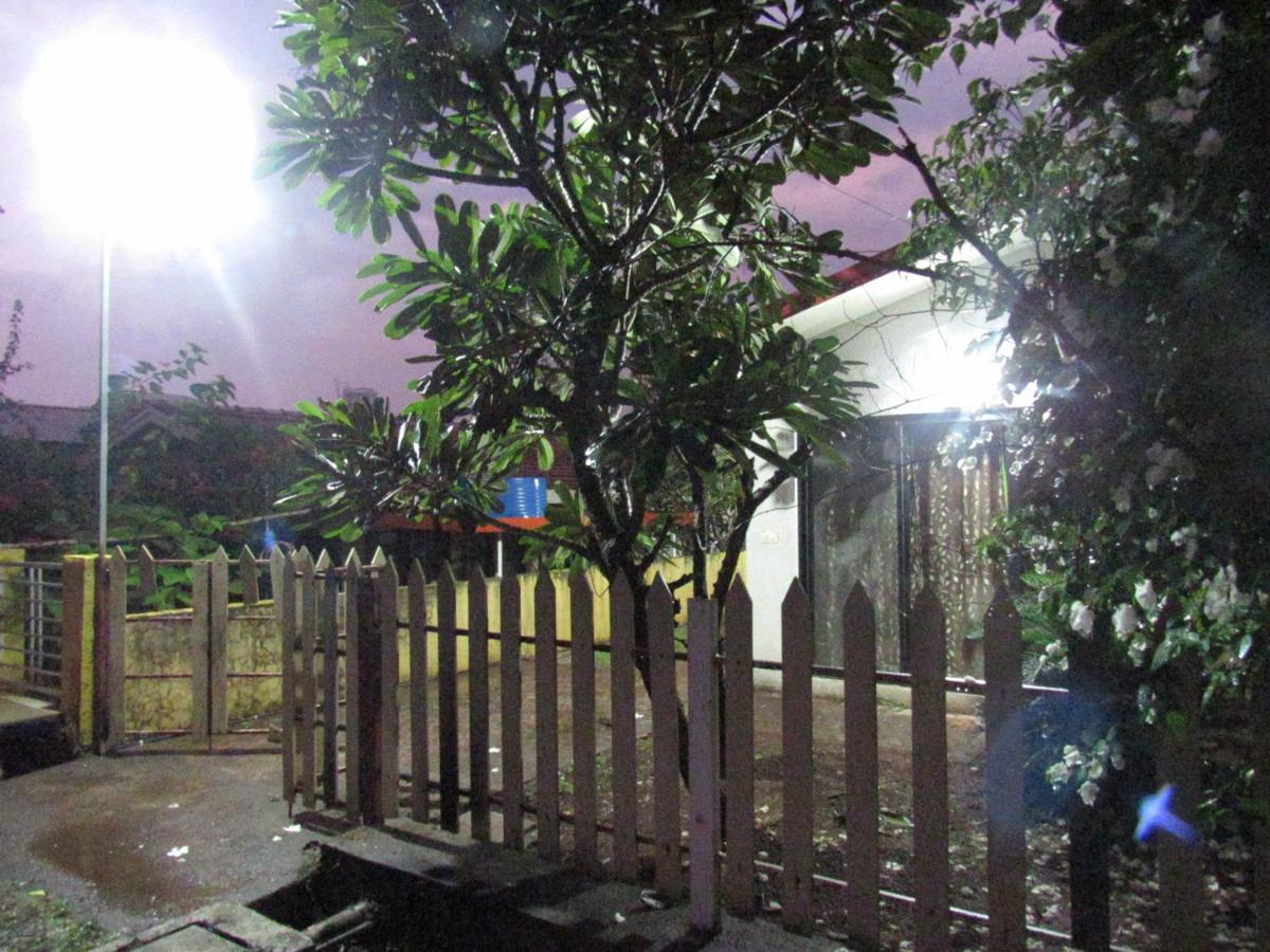 Retreat Chalets, The Nest, At Sparsh Resorts, Karjat Εξωτερικό φωτογραφία